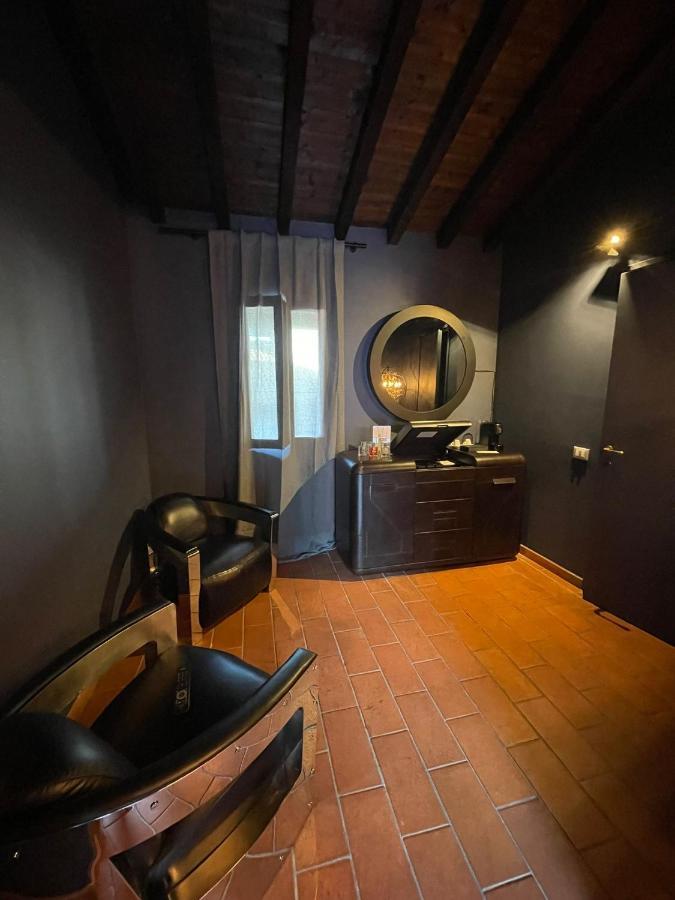 Excel Hotel Naviglio - Ca'Bianca Мілан Екстер'єр фото