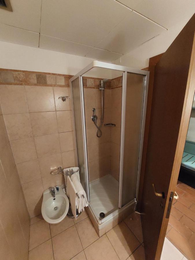 Excel Hotel Naviglio - Ca'Bianca Мілан Екстер'єр фото